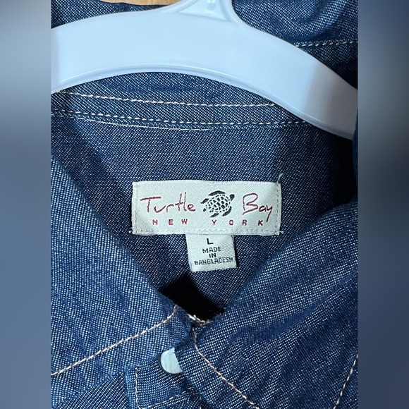 Turtle Bay New York Women's Denim Button Down Shirt Size Large - Picture 3 of 6